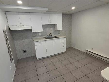 3 ½ à louer dans Ahuntsic