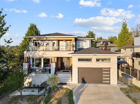 Custom Built View Home 5 Bedroom 6 Bathroom | 10088 121 Street, Surrey