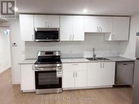 452 ALEX DONER DRIVE | 452 ALEX DONER DRIVE, Newmarket
