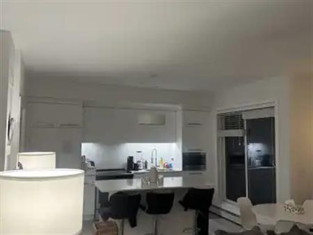 Modern 2 Bed 2.5 Bath Townhome | 407 - 3125 39 Street Northwest, Calgary