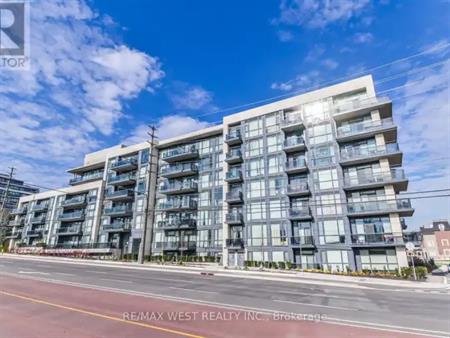 206 - 4700 HIGHWAY 7 AVENUE | 206 - 4700 HIGHWAY 7 AVENUE, Vaughan