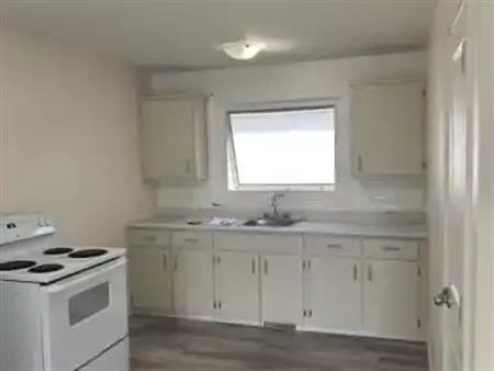 30 Pentland - Townhouse - 1 Bedroom plus 1 Den - Move-In Bonus | 30 Pentland Street, Winnipeg