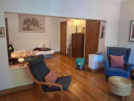 4 1/2 au rez-de-chaussée avec cour privée