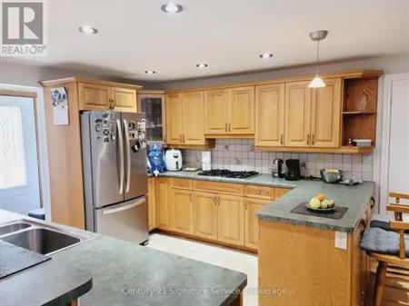 1127 BLEILER STREET | 1127 BLEILER STREET, Cambridge
