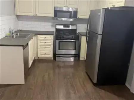 UPPER - 46 GROVE STREET | UPPER - 46 GROVE STREET, Welland