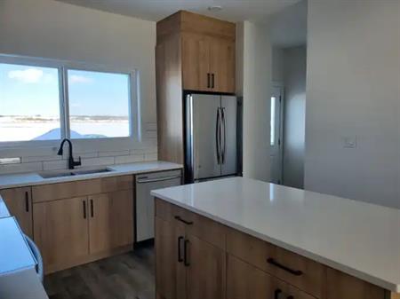 Cozy 3 bed, 2.5 bath garage parking  $2250 | 293 Orchards Boulevard Southwest, Edmonton