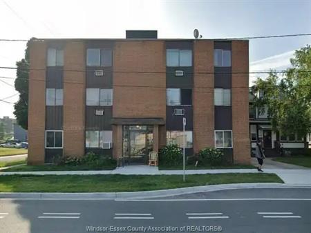 3503 SANDWICH STREET Unit# 303 | 3503 SANDWICH STREET Unit# 303, Windsor