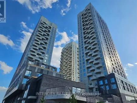 1530 - 498 CALDARI ROAD | 1530 - 498 CALDARI ROAD, Vaughan