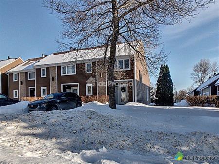 ❄️⛷️ Condo de ski au Mont-Sainte-Anne disponible pour la saison hivernale ! 🏔️🔥