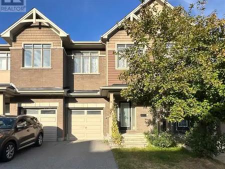 118 OVERBERG WAY | 118 OVERBERG WAY, Ottawa