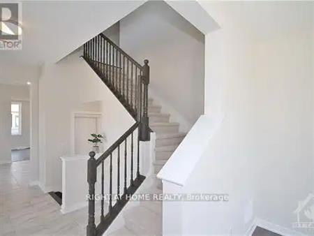 201 BILLRIAN CRESCENT | 201 BILLRIAN CRESCENT, Ottawa
