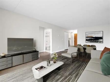 Newcourt Fields I & II | 44/62 Old Oak Road, Kingston
