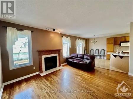 3 ARMAGH WAY | 3 ARMAGH WAY, Ottawa