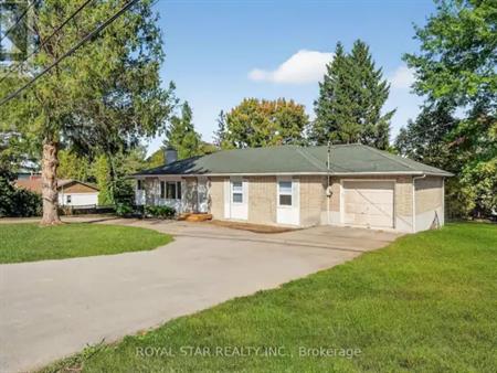 10 DELONG DRIVE | 10 DELONG DRIVE, Ottawa