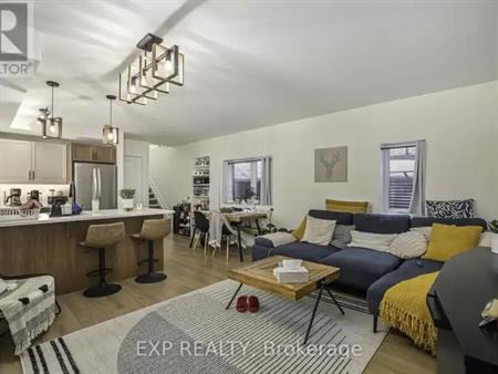 B - 527 BROADHEAD AVENUE | B - 527 BROADHEAD AVENUE, Ottawa