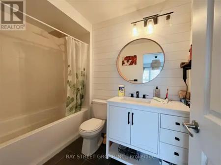 UPPER - 51 DOMINION CRESCENT | UPPER - 51 DOMINION CRESCENT, Niagara-on-the-Lake