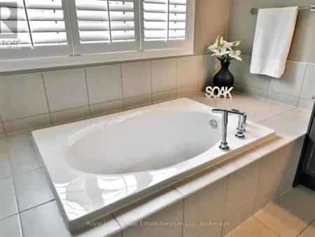 2473 THORNFIELD COMMON | 2473 THORNFIELD COMMON, Oakville
