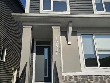 Beautiful 4-bedroom, 3 baths, main & upper floors in beautiful Seton community | 19836 44 Street Southeast, Calgary