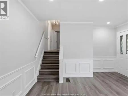 5440 LYNDON | 5440 LYNDON, Windsor
