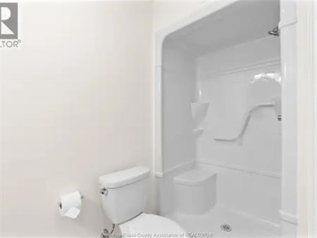 849-REAR UNIT FORD BOULEVARD Unit# REAR | 849-REAR UNIT FORD BOULEVARD Unit# REAR, Windsor