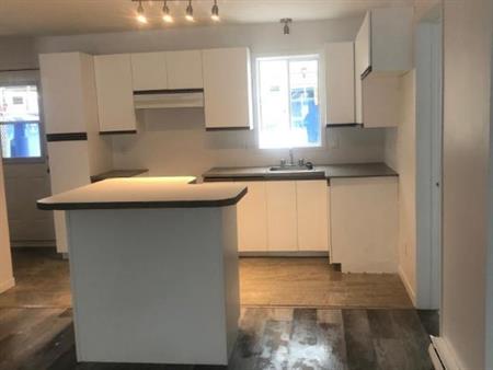 4 1/2 à louer à St-Jérome. $1225/mois