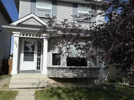 House for rent in Bridlewood close to everything | 21 Bridlewood Crescent Southwest, Calgary