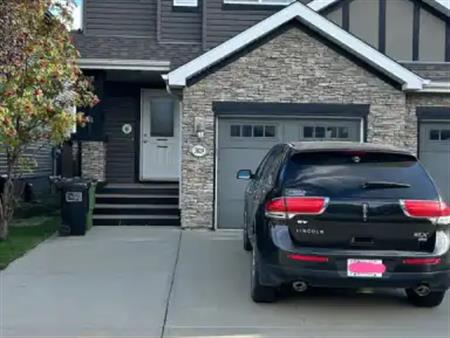 3 bed and 2.5 bath duplex at Windermere for rent | 3829 Whitelaw Place Northwest, Edmonton