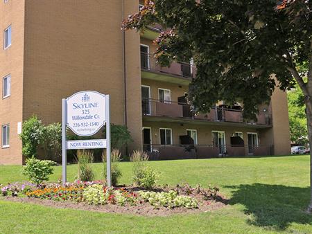 Willowdale Apartments | 325 Willowdale Crescent, Sarnia