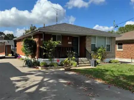 MAIN FL - 136 GRAND STREET | MAIN FL - 136 GRAND STREET, Brantford