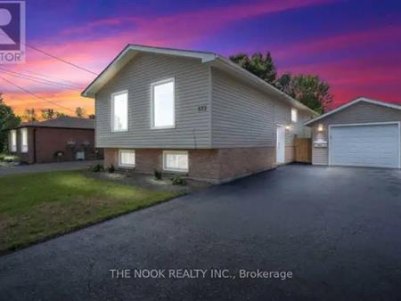 2 - 573 DAINTRY CRESCENT | 2 - 573 DAINTRY CRESCENT, Cobourg