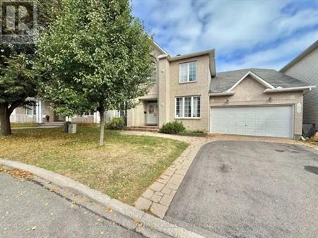 103 COLUMBIA AVENUE | 103 COLUMBIA AVENUE, Ottawa