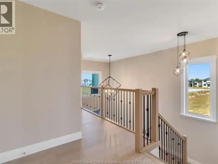 560 FLETCHER | 560 FLETCHER, Lakeshore
