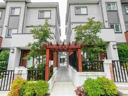 Townhouse for rent at 7247 140 Street | 7247 140 Street, Surrey