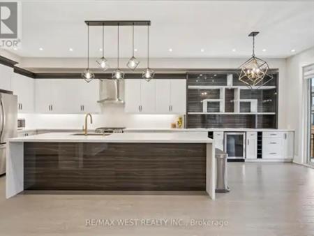 54 STILTON AVENUE | 54 STILTON AVENUE, Vaughan