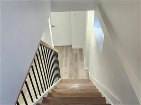 B - 905 SMYTH ROAD | B - 905 SMYTH ROAD, Ottawa