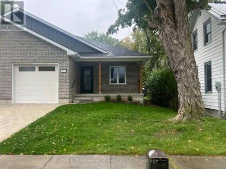 2 - 69-2 RAILWAY STREET | 2 - 69-2 RAILWAY STREET, Huron East