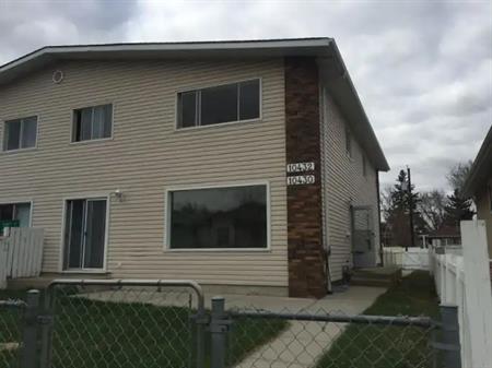 Three bedroom Townhouse in Allendale | 10430 - 67 avenue, Edmonton