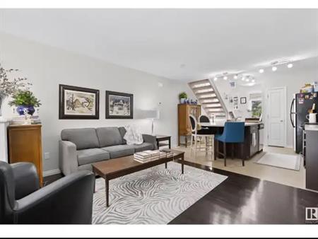 Nice 2 bed townhouse, updated, bright clean garage | 103 - 485 Hemingway Road Northwest, Edmonton