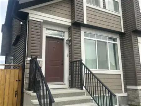1 Bedroom 1 Bath Basement for rent | 33 Creekside Boulevard, Calgary