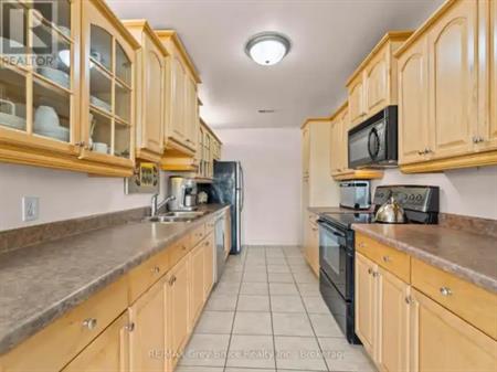 502 - 1717 2ND AVENUE E | 502 - 1717 2ND AVENUE E, Owen Sound
