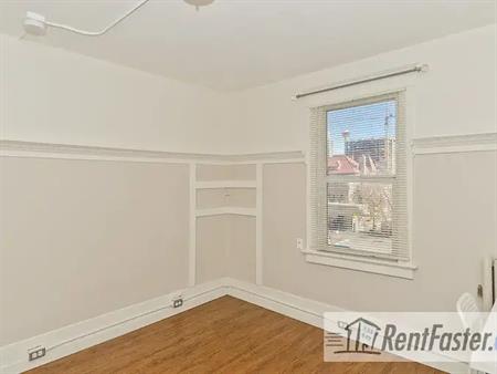 Charming Urban Living in Beltline – Includes Wifi & All Utilities | 728 14 ave SW, Calgary