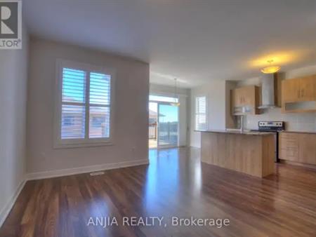 93 BARRISTER AVENUE | 93 BARRISTER AVENUE, Whitby