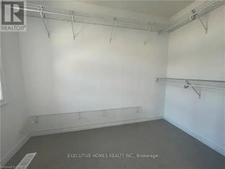 100 - 120 COURT DRIVE | 100 - 120 COURT DRIVE, Brant
