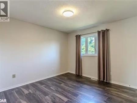 16 AUTUMN Lane Unit# Upper | 16 AUTUMN Lane Unit# Upper, Barrie