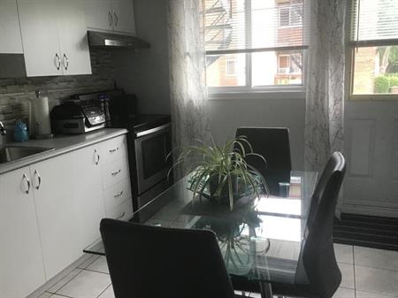LOGEMENT 4-1/2, STE-THÉRÈSE
