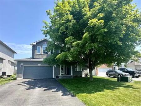 102 Lachaine Street | 102 Lachaine Street, Embrun