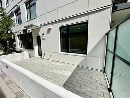 (DPMonline.ca) Brand New Air-Conditioned 1 bed w/ Flex Space + Big Patio! | 3258 Vanness Avenue, Vancouver