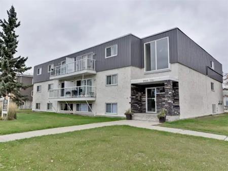 MacKenzie Apartments | 9903 156 Street, Edmonton