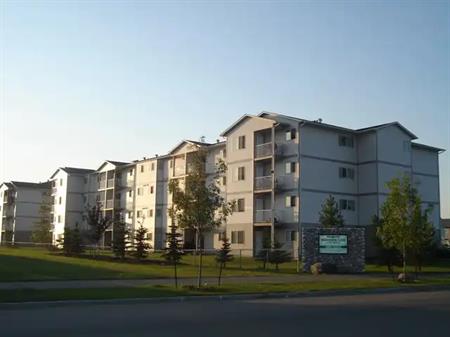 Clarewood Apartments | #105A 3751 139th Ave, Edmonton