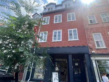 3 1/2 disponible dans le Vieux-Québec.